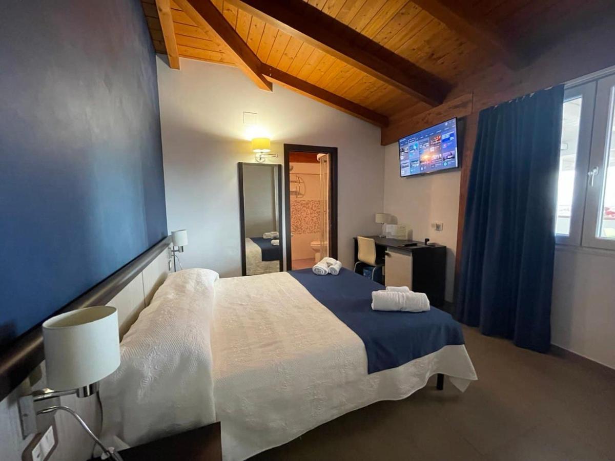 סקליאה Il Belvedere Guest House מראה חיצוני תמונה